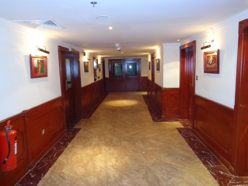 Bahrain Carlton Hotel Manáma Exteriér fotografie